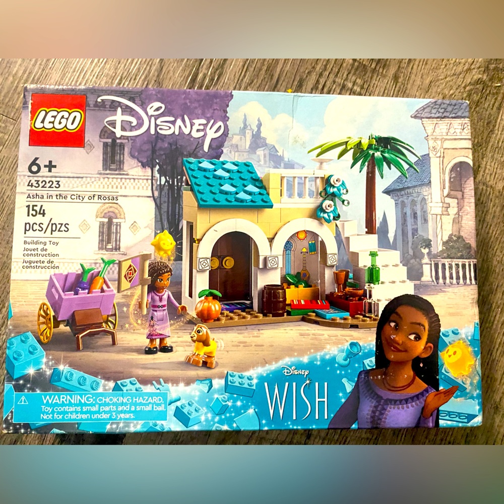 LEGO (2) Disney Wish and Friends Sets, ages 6+ make me offer!!!! - Picture 2 of 5